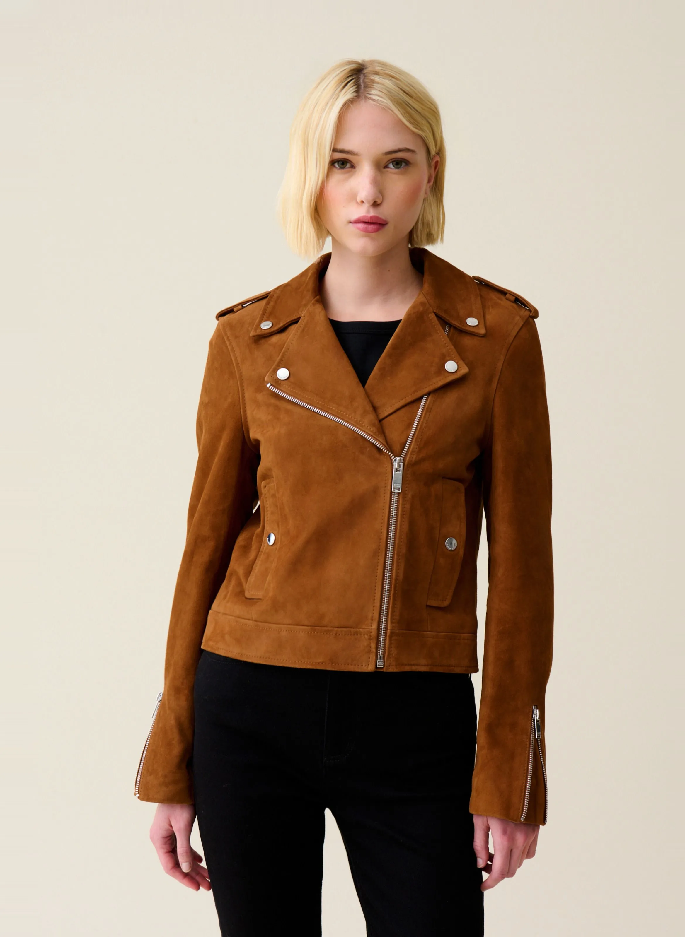  CLAUDIE PIERLOT   Giacca corta in pelle scamosciata | Marrone