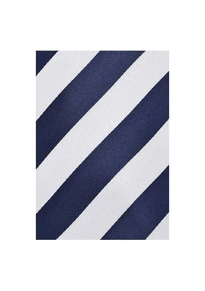 Cravatta righe blu marino bianco