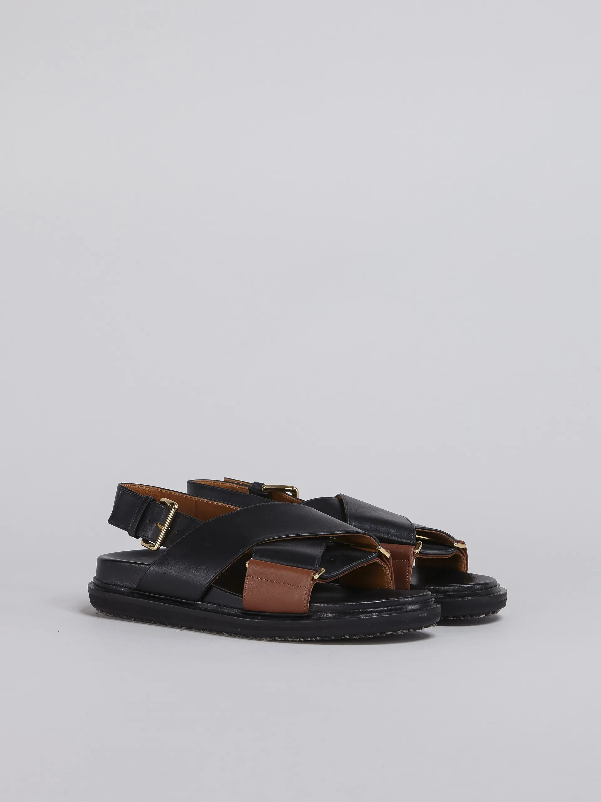 Fussbett in pelle nera e marrone