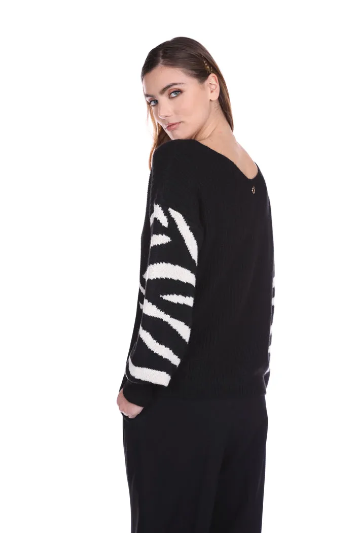 Maglia SATIWA manica lunga doppio scollo v ampio jacquard animalier più rombo